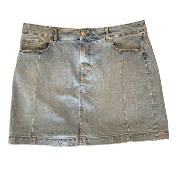 Loft Jean Skirt - Picture 2 of 5